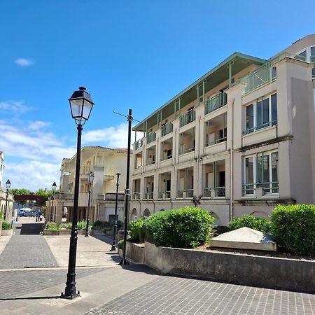 Appartement Avec Piscine, Tennis & Balcon, Centre-Ville Chatelaillon-Plage, 6 Pers, 2 Ch - Fr-1-706-17 Kültér fotó