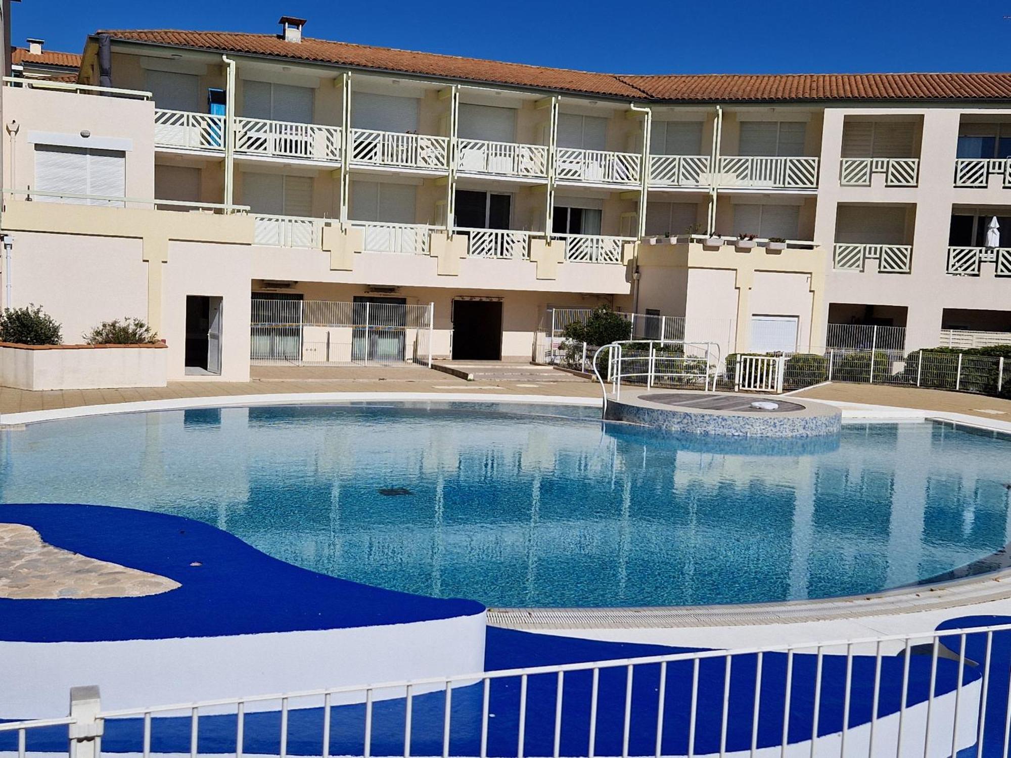 Appartement Avec Piscine, Tennis & Balcon, Centre-Ville Chatelaillon-Plage, 6 Pers, 2 Ch - Fr-1-706-17 Kültér fotó
